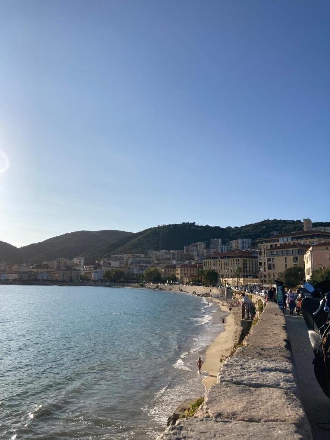 Studio Spacieux Tout Confort Cite Imperiale Ajaccio  Ngoại thất bức ảnh